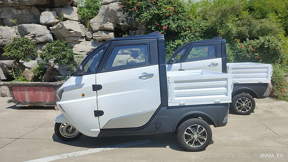 Cargo Truck Cargo Truck