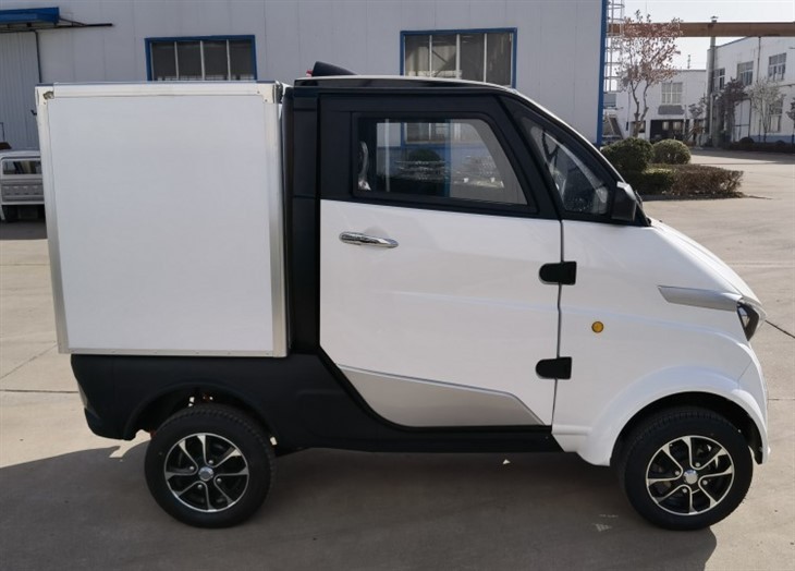 China Popula Electric Truck With Cargo Box New Express Delivery Mail Truck